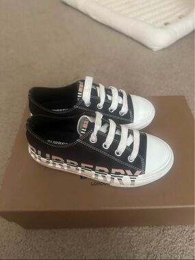 Burberry Black & White Logo Low-Top Kids Sneakers